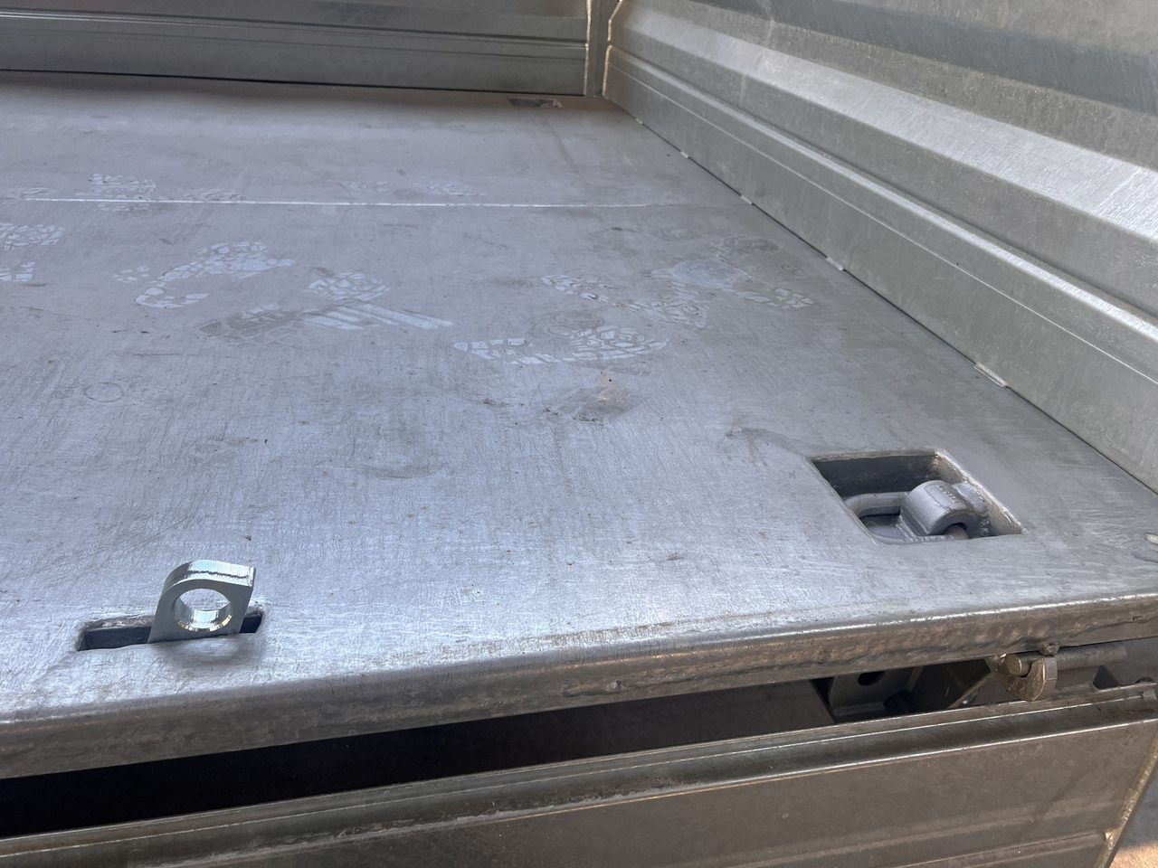 Möslein TTD 14 Schwebheim 14 t Tandemkipper Tieflader Breite Reifen-- Neufahrzeug -- - Kipper Anhänger: das Bild 3 Möslein TTD 14 Schwebheim 14 t Tandemkipper Tieflader Breite Reifen-- Neufahrzeug -- - Kipper Anhänger: das Bild 3