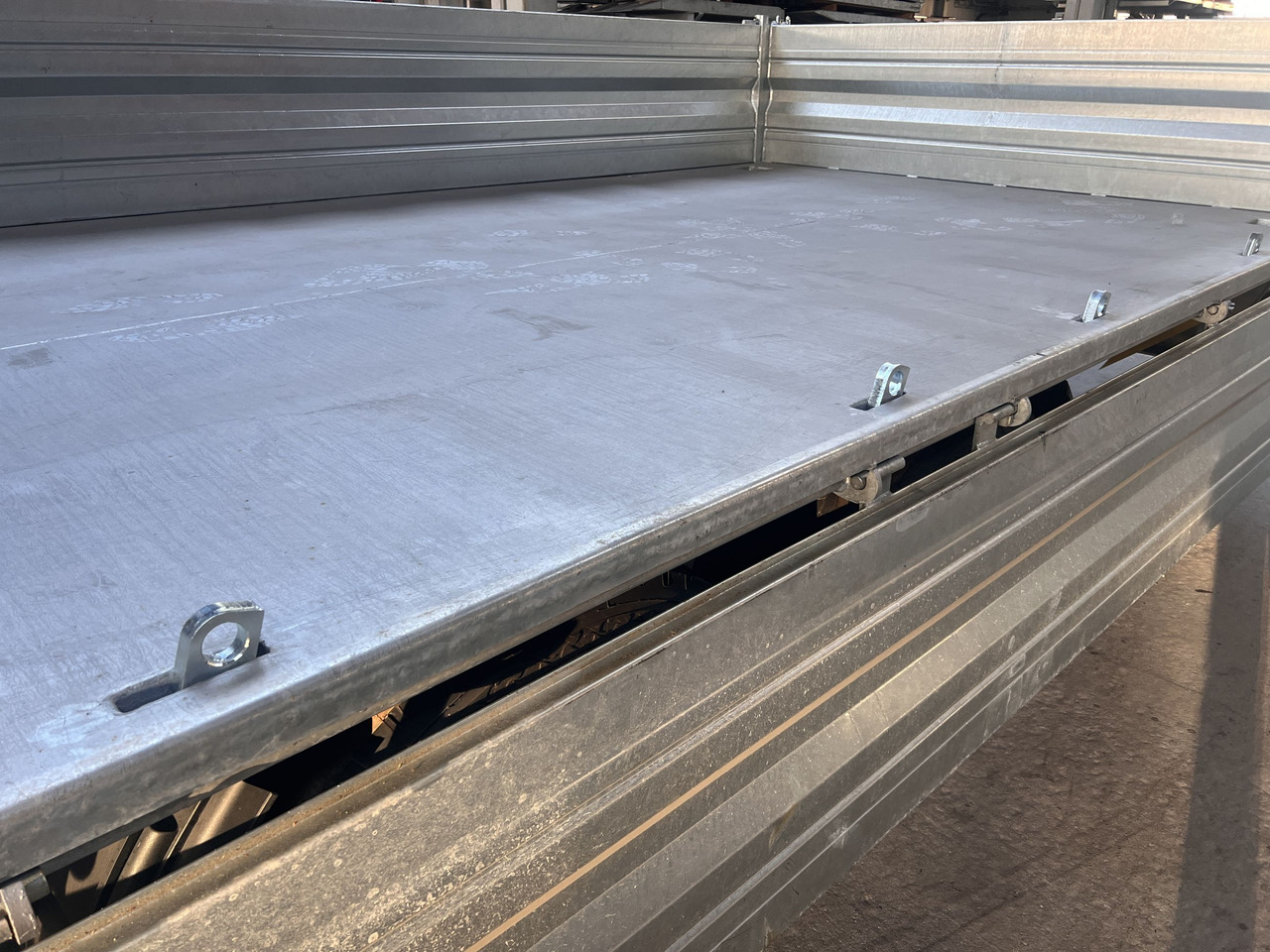 Möslein TTD 19 B neuer 19 t Tandemkipper- Tieflader - Kipper Anhänger: das Bild 2 Möslein TTD 19 B neuer 19 t Tandemkipper- Tieflader - Kipper Anhänger: das Bild 2