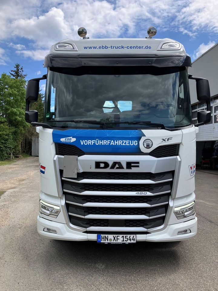 DAF XF 480 FAN Abroller VDL DAF XF 480 FAN Abroller VDL - Abrollkipper: das Bild 2 DAF XF 480 FAN Abroller VDL DAF XF 480 FAN Abroller VDL - Abrollkipper: das Bild 2