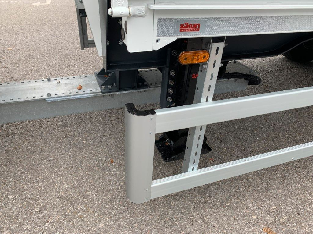 Zentralachsanhänger Swing-Board I tiefgekuppelt - Getränkeaufbau Anhänger: das Bild 2 Zentralachsanhänger Swing-Board I tiefgekuppelt - Getränkeaufbau Anhänger: das Bild 2