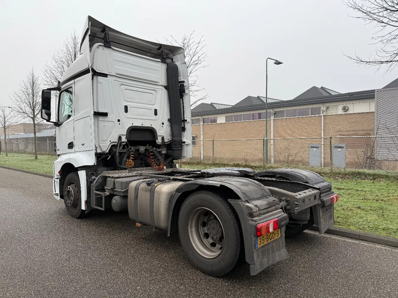 Mercedes-Benz Actros 1940 - Sattelzugmaschine: das Bild 4 Mercedes-Benz Actros 1940 - Sattelzugmaschine: das Bild 4