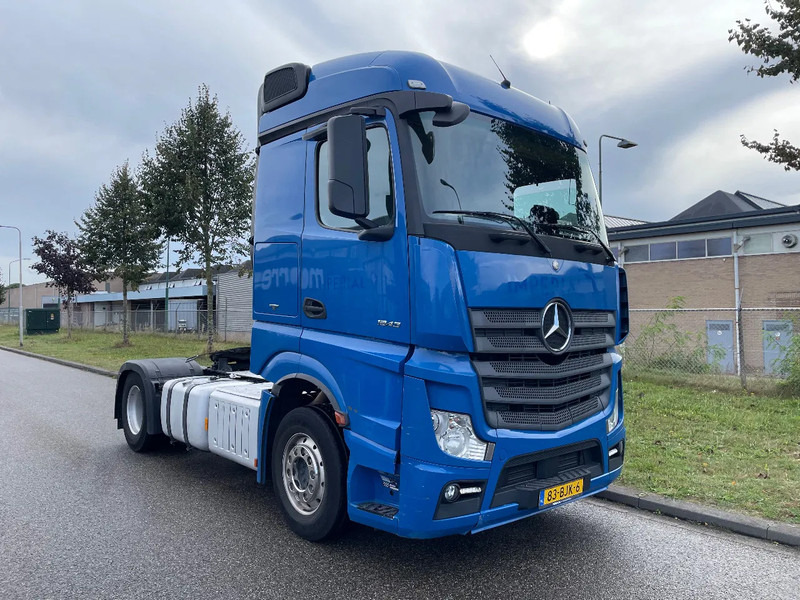 Mercedes-Benz Actros 1943 full adr 2017 only 695.000 km - Sattelzugmaschine: das Bild 1 Mercedes-Benz Actros 1943 full adr 2017 only 695.000 km - Sattelzugmaschine: das Bild 1