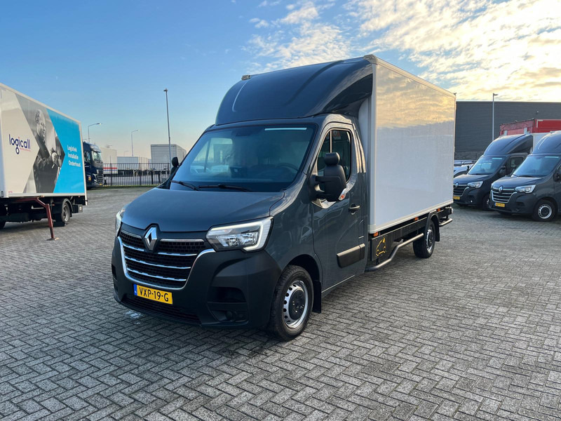 Renault Master E-tech 3T5 L3 CCAB FWD 54 kwh batteries - Koffer Transporter, Elektro-Transporter: das Bild 2 Renault Master E-tech 3T5 L3 CCAB FWD 54 kwh batteries - Koffer Transporter, Elektro-Transporter: das Bild 2