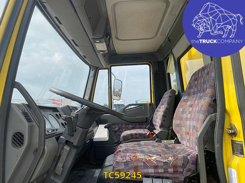Iveco EuroCargo 120 E18 - Fahrgestell LKW: das Bild 3 Iveco EuroCargo 120 E18 - Fahrgestell LKW: das Bild 3