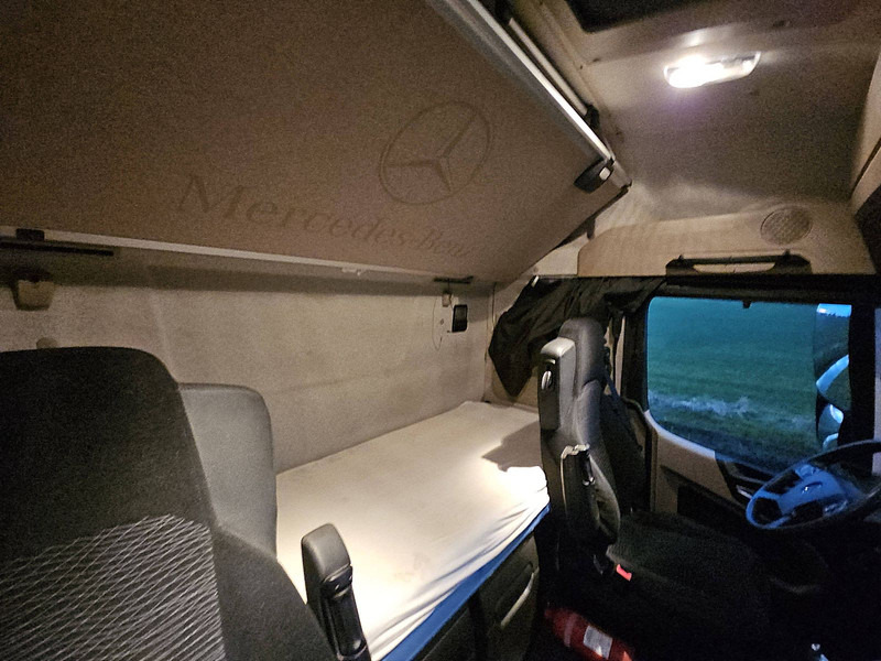 Sattelzugmaschine Mercedes-Benz ACTROS 1845 LS: das Bild 15
