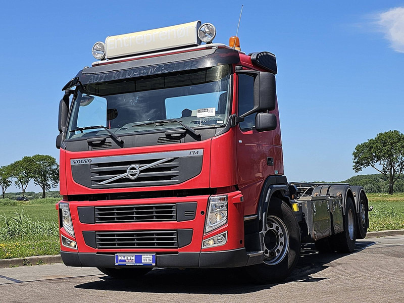 Volvo FM 11.330 6X2 MANUAL WB460 - Fahrgestell LKW: das Bild 1 Volvo FM 11.330 6X2 MANUAL WB460 - Fahrgestell LKW: das Bild 1