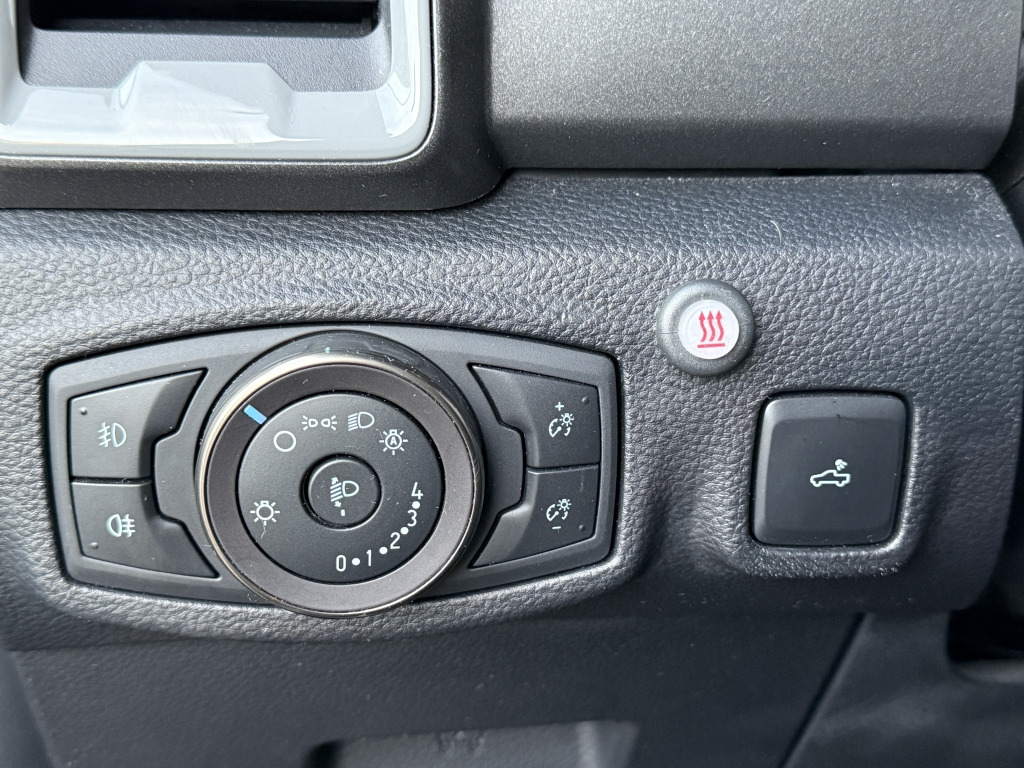 Ford Ranger 2.0L Ecoblue Raptor DoKa 4x4 Standheizung - Pritschenwagen, Transporter mit Doppelkabine: das Bild 5 Ford Ranger 2.0L Ecoblue Raptor DoKa 4x4 Standheizung - Pritschenwagen, Transporter mit Doppelkabine: das Bild 5