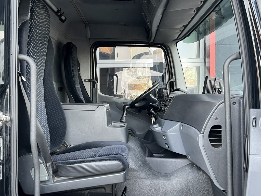 Mercedes-Benz Axor 1833 7m Koffer 2x Schwenkwand LBW Or.382'km - Getränkeaufbau LKW: das Bild 3 Mercedes-Benz Axor 1833 7m Koffer 2x Schwenkwand LBW Or.382'km - Getränkeaufbau LKW: das Bild 3