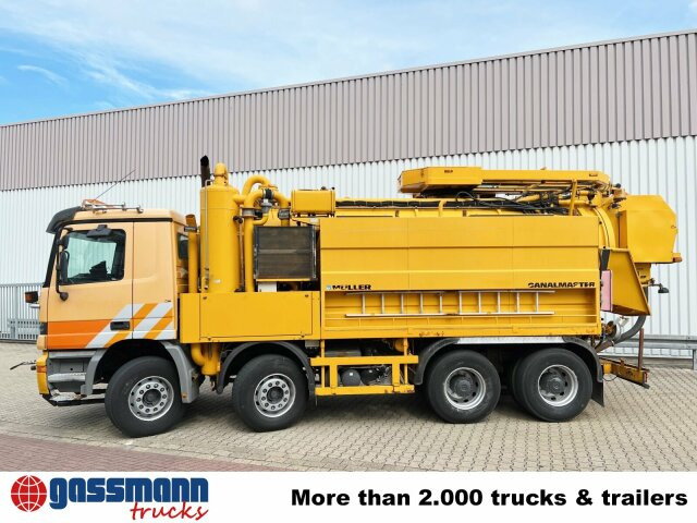 Mercedes-Benz Actros 3243 K 8x4/4, Müller Saug- und - Kehrmaschine: das Bild 3 Mercedes-Benz Actros 3243 K 8x4/4, Müller Saug- und - Kehrmaschine: das Bild 3