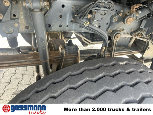 Mercedes-Benz Actros 3348 AK 6x6, Bordmatik links - Kipper: das Bild 3 Mercedes-Benz Actros 3348 AK 6x6, Bordmatik links - Kipper: das Bild 3