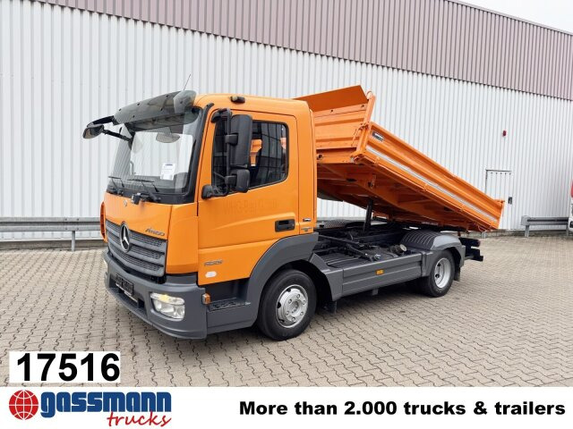 Mercedes-Benz Atego 823 K 4x2, 2x AHK - Kipper: das Bild 1 Mercedes-Benz Atego 823 K 4x2, 2x AHK - Kipper: das Bild 1