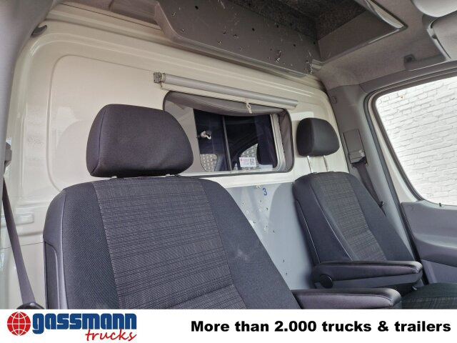 Mercedes-Benz Sprinter 516 CDI 4x2, Rettungswagen - Kastenwagen: das Bild 5 Mercedes-Benz Sprinter 516 CDI 4x2, Rettungswagen - Kastenwagen: das Bild 5