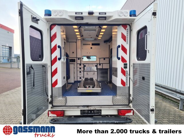 Mercedes-Benz Sprinter 516 CDI 4x2, Rettungswagen - Kastenwagen: das Bild 5 Mercedes-Benz Sprinter 516 CDI 4x2, Rettungswagen - Kastenwagen: das Bild 5