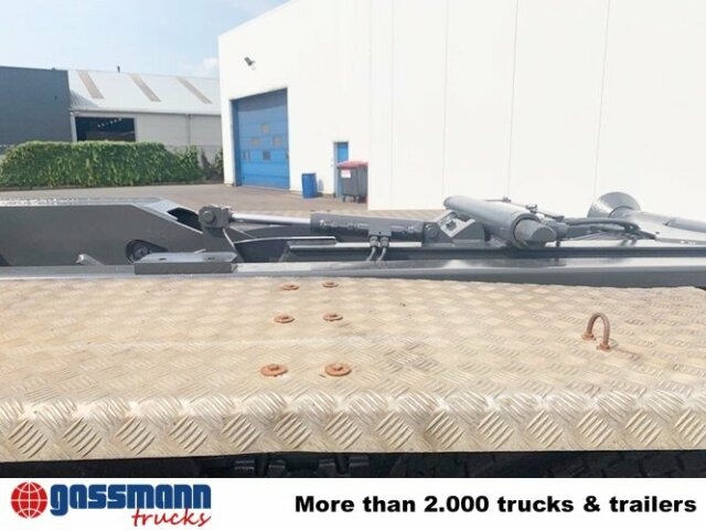 Scania R420 CB 8x4 MNZ, Retarder, Euro4 - Abrollkipper: das Bild 2 Scania R420 CB 8x4 MNZ, Retarder, Euro4 - Abrollkipper: das Bild 2