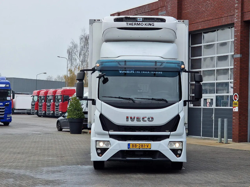 Iveco Eurocargo 120.250 4x2 - Thermoking T-800R Frigo - Loadlift - Euro 6 - Automatic - Isotherm LKW: das Bild 2 Iveco Eurocargo 120.250 4x2 - Thermoking T-800R Frigo - Loadlift - Euro 6 - Automatic - Isotherm LKW: das Bild 2