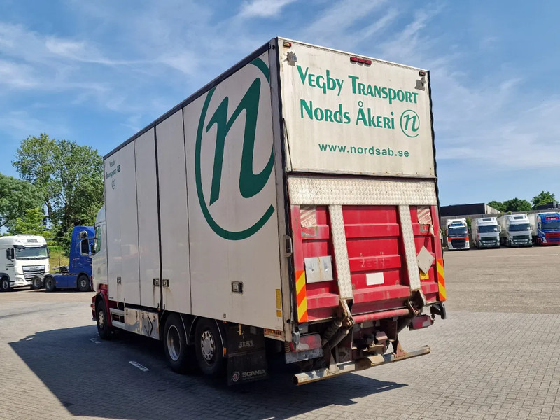 Scania R500 V8 Highline 6x2*4 - Box with side doors - Loadlift - Manual gearbox with retarder - Full air - Steering axle - Koffer LKW: das Bild 5 Scania R500 V8 Highline 6x2*4 - Box with side doors - Loadlift - Manual gearbox with retarder - Full air - Steering axle - Koffer LKW: das Bild 5