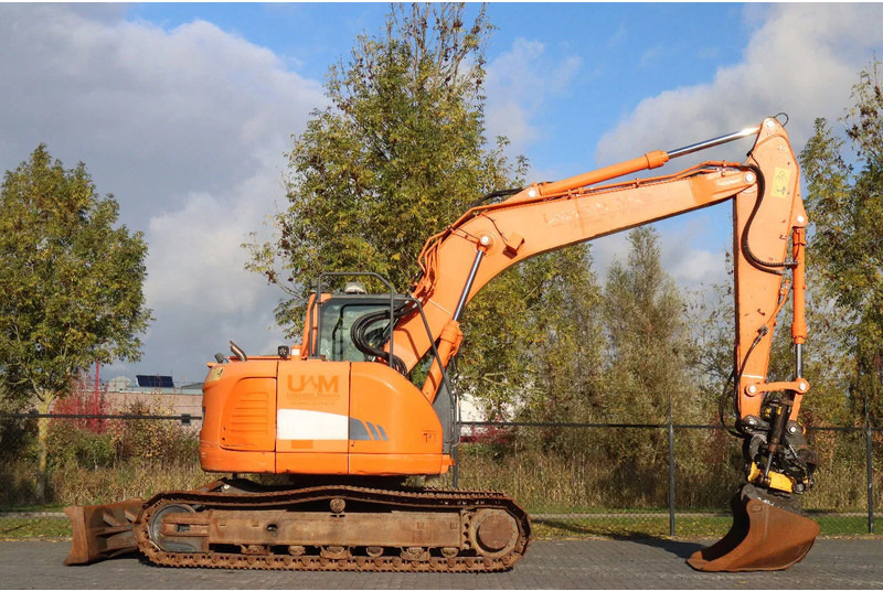 Doosan DX140LCR-3 | DX 140 LCR-3 | TILT ROTATOR | BUCKET | DOZERBLADE - Kettenbagger: das Bild 4 Doosan DX140LCR-3 | DX 140 LCR-3 | TILT ROTATOR | BUCKET | DOZERBLADE - Kettenbagger: das Bild 4