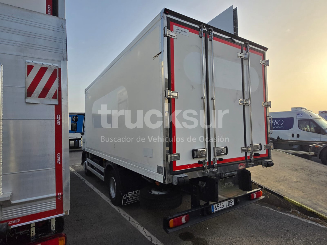 RENAULT D 12.240 FRC-X - Koffer LKW: das Bild 4 RENAULT D 12.240 FRC-X - Koffer LKW: das Bild 4