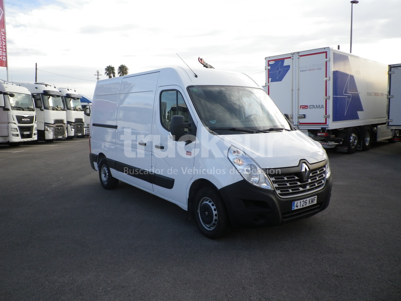RENAULT MASTER L2H2 - Koffer Transporter: das Bild 2 RENAULT MASTER L2H2 - Koffer Transporter: das Bild 2