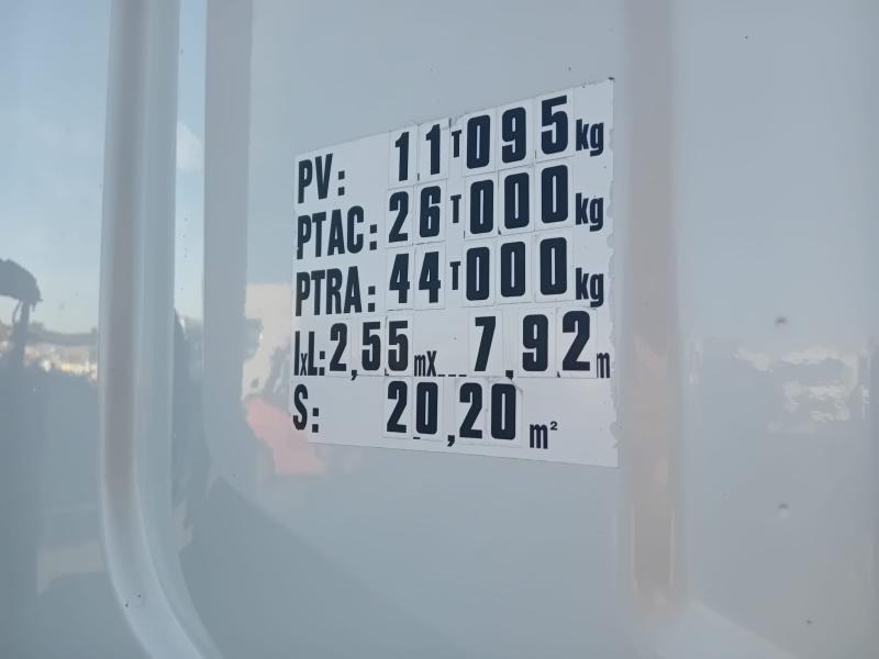 Renault Gamme C 380 - Abrollkipper: das Bild 5 Renault Gamme C 380 - Abrollkipper: das Bild 5