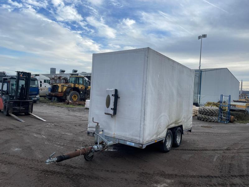 Verem - Planenanhänger: das Bild 3 Verem - Planenanhänger: das Bild 3