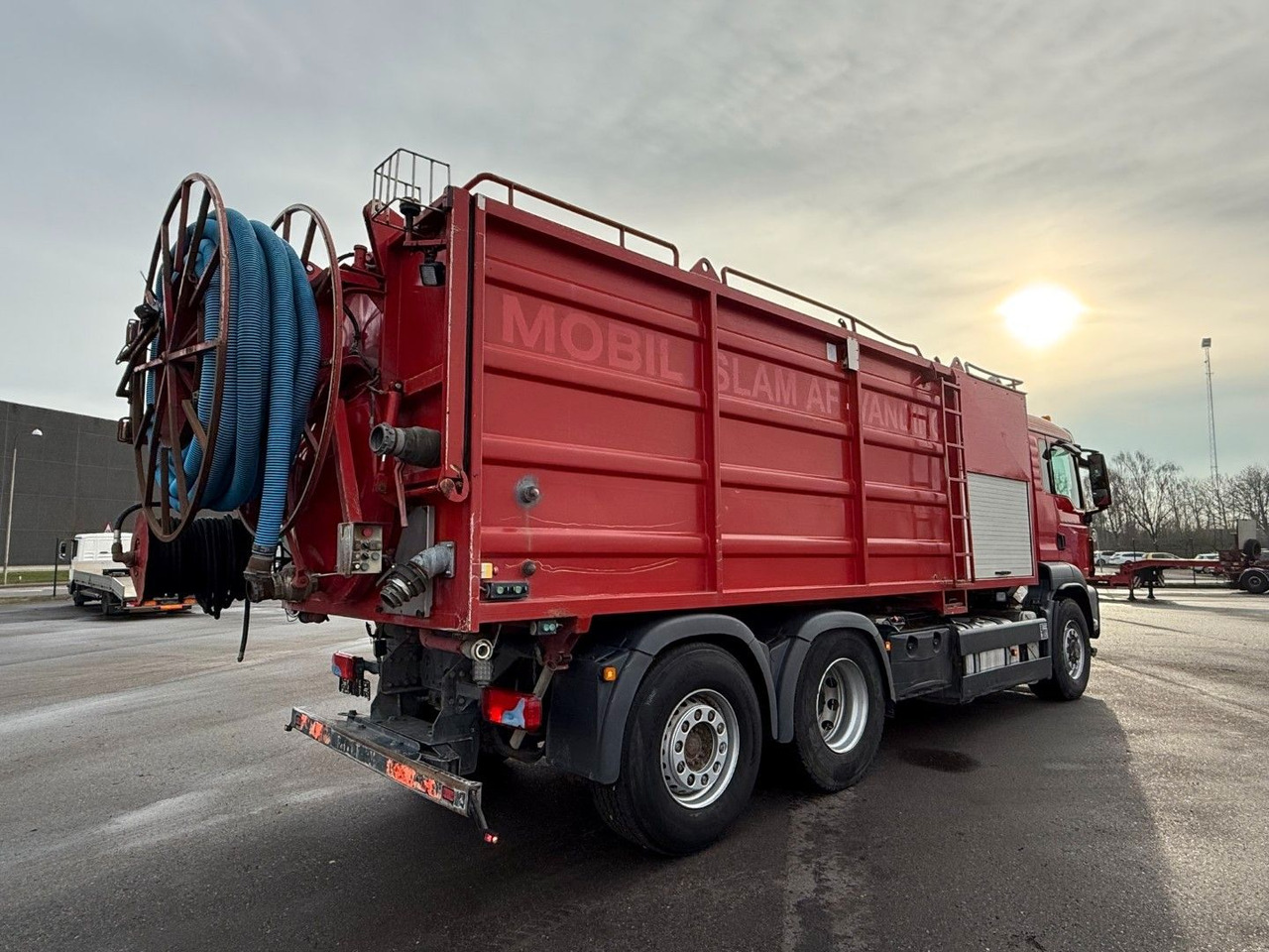 MAN TGS 28.360 6x4H*4 Hydrodrive / Simon Moos KSA MAN TGS 28.360 6x4H*4 Hydrodrive/Moos KSA VacuDrain - Saug-/ Spülfahrzeug: das Bild 4 MAN TGS 28.360 6x4H*4 Hydrodrive / Simon Moos KSA MAN TGS 28.360 6x4H*4 Hydrodrive/Moos KSA VacuDrain - Saug-/ Spülfahrzeug: das Bild 4