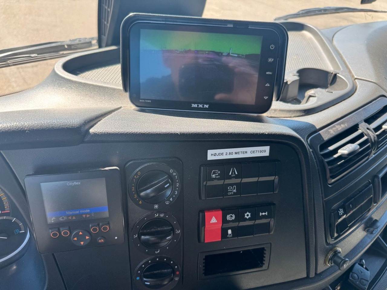 Saug-/ Spülfahrzeug Mercedes-Benz Atego 1223 4x2 Euro 6 Cityflex 204: das Bild 8 Saug-/ Spülfahrzeug Mercedes-Benz Atego 1223 4x2 Euro 6 Cityflex 204: das Bild 8