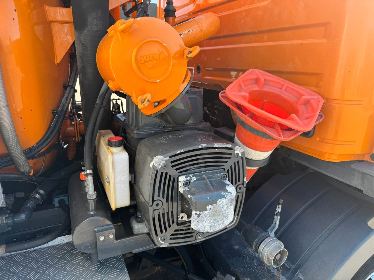 Saug-/ Spülfahrzeug Mercedes-Benz Atego 1223 4x2 Euro 6 Cityflex 204: das Bild 12 Saug-/ Spülfahrzeug Mercedes-Benz Atego 1223 4x2 Euro 6 Cityflex 204: das Bild 12