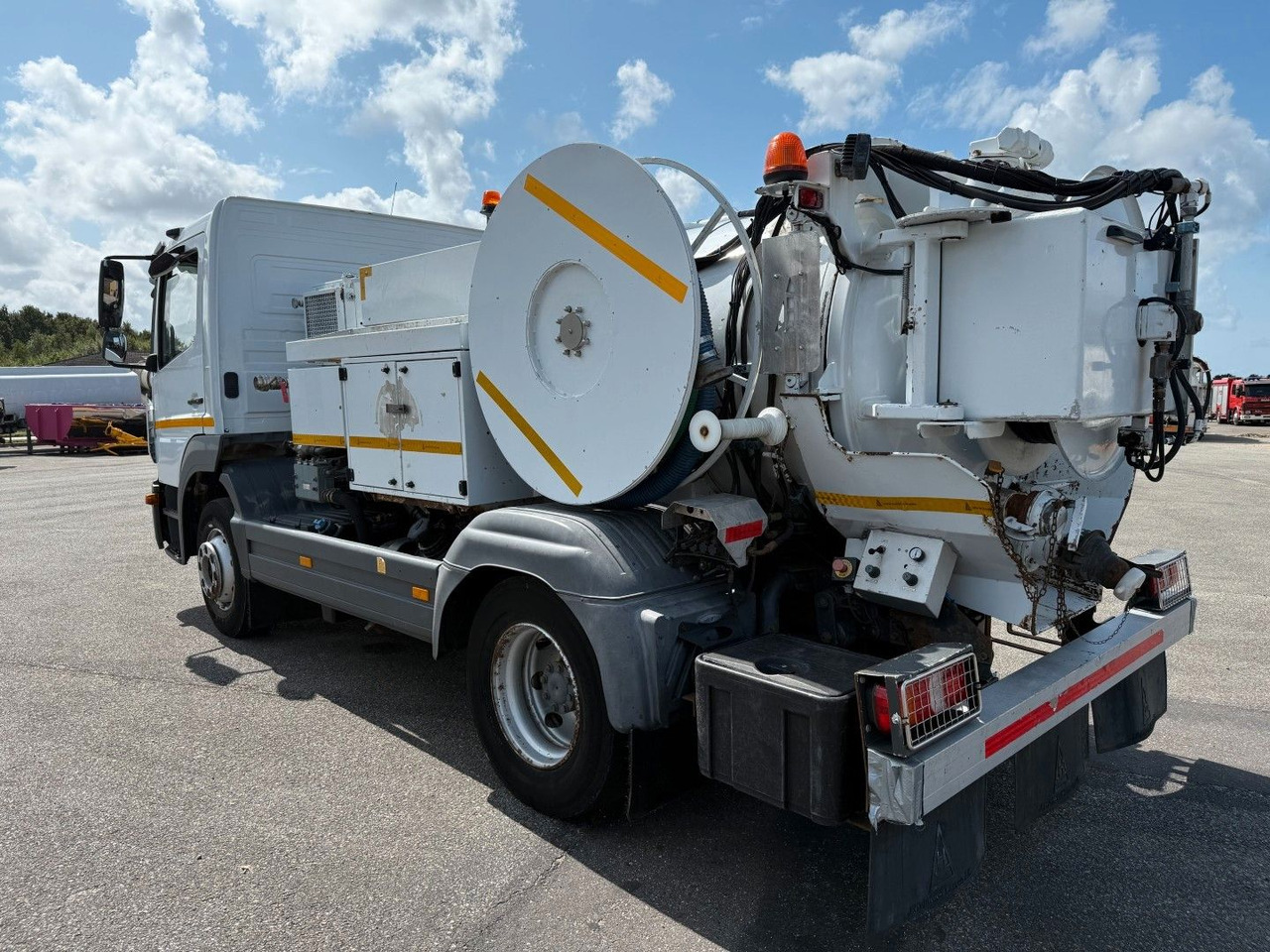 Mercedes-Benz Atego 1323 RHD Euro 6 Hvidtved Larsen Cityflex - Saug-/ Spülfahrzeug: das Bild 3 Mercedes-Benz Atego 1323 RHD Euro 6 Hvidtved Larsen Cityflex - Saug-/ Spülfahrzeug: das Bild 3