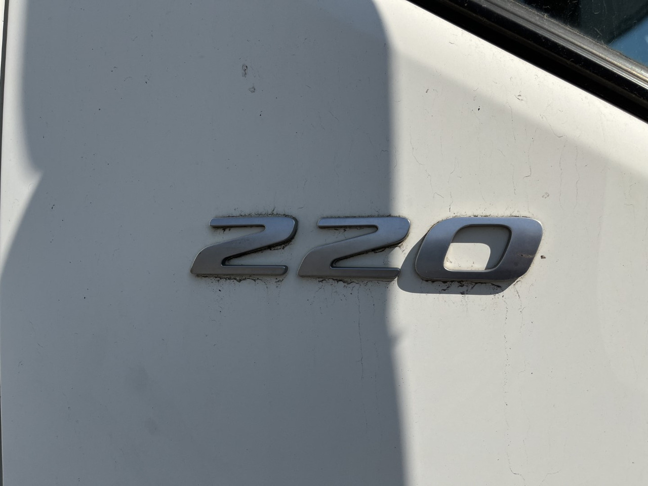 DAF LF 220 - Plane LKW: das Bild 4 DAF LF 220 - Plane LKW: das Bild 4