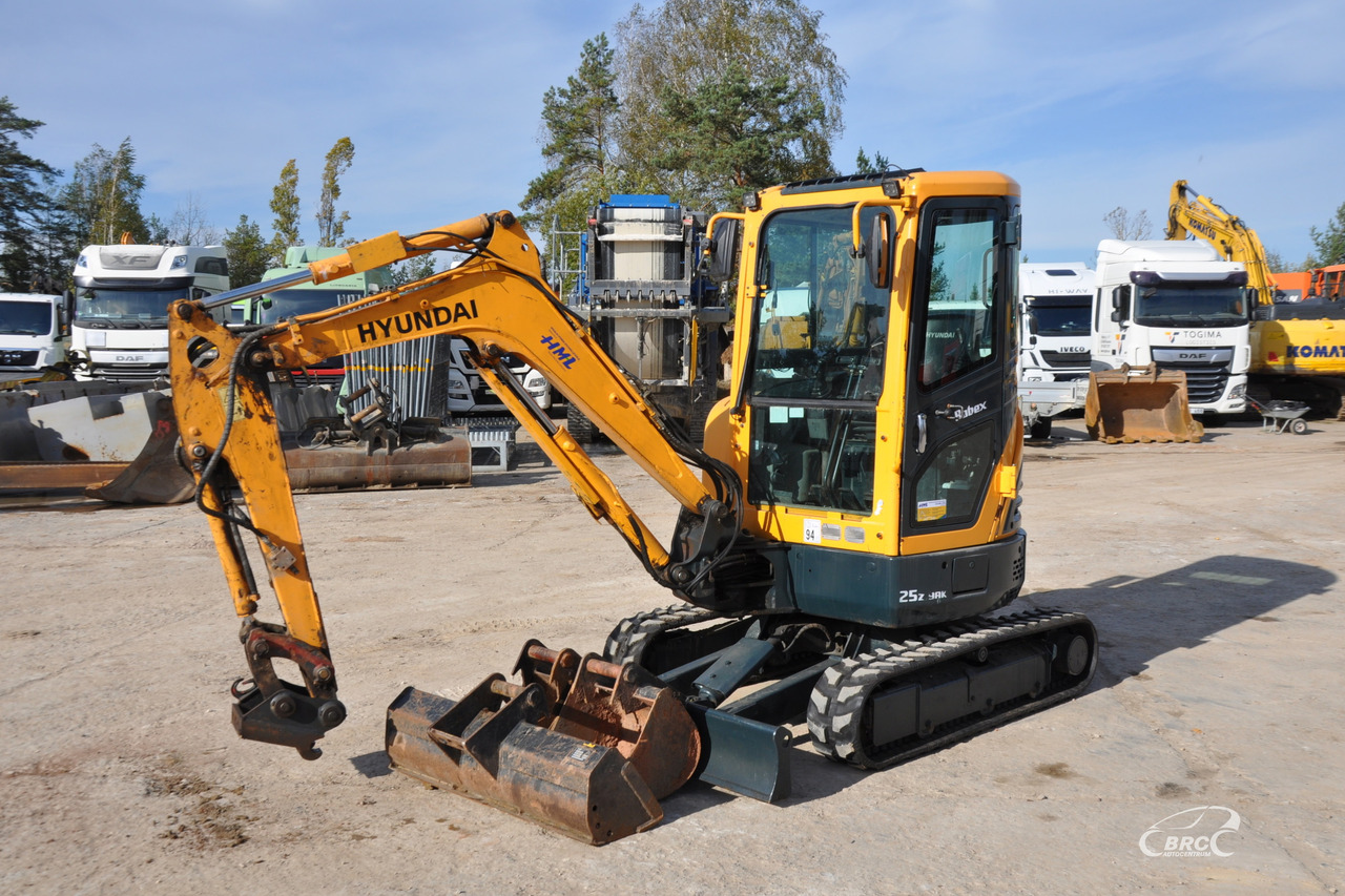Hyundai R25Z-9AK - Minibagger: das Bild 3 Hyundai R25Z-9AK - Minibagger: das Bild 3