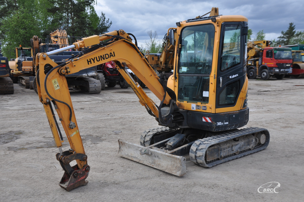 Hyundai R30Z-9AK - Minibagger: das Bild 1 Hyundai R30Z-9AK - Minibagger: das Bild 1