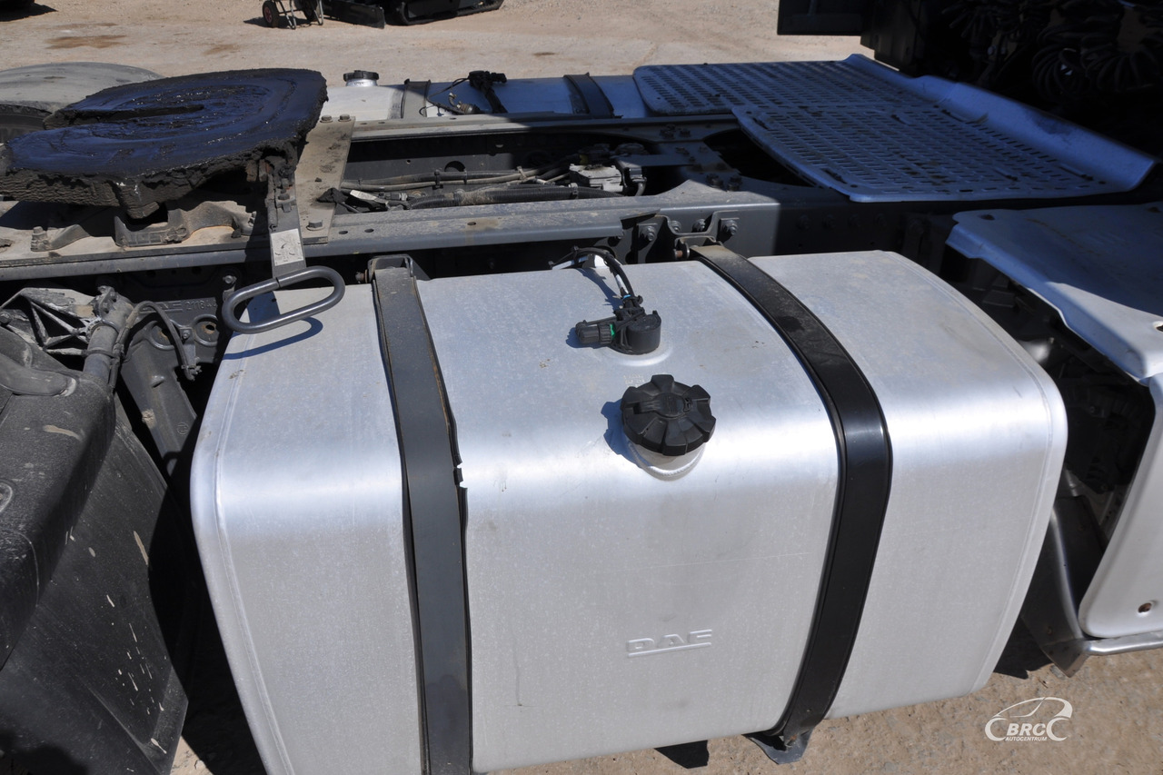 Sattelzugmaschine DAF XF 530FT: das Bild 10