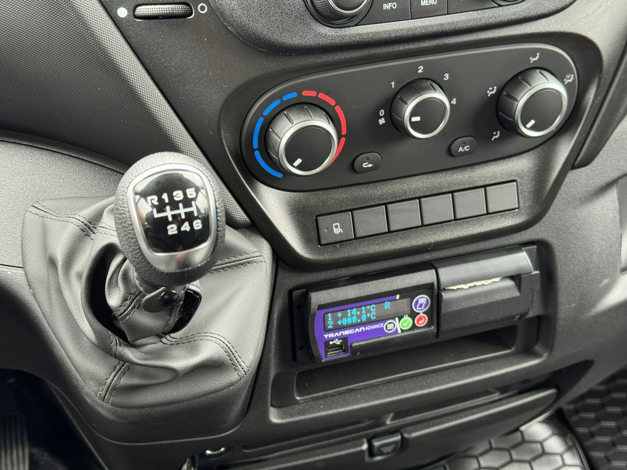 Kühltransporter Iveco Daily 35S16 V: das Bild 33 Kühltransporter Iveco Daily 35S16 V: das Bild 33