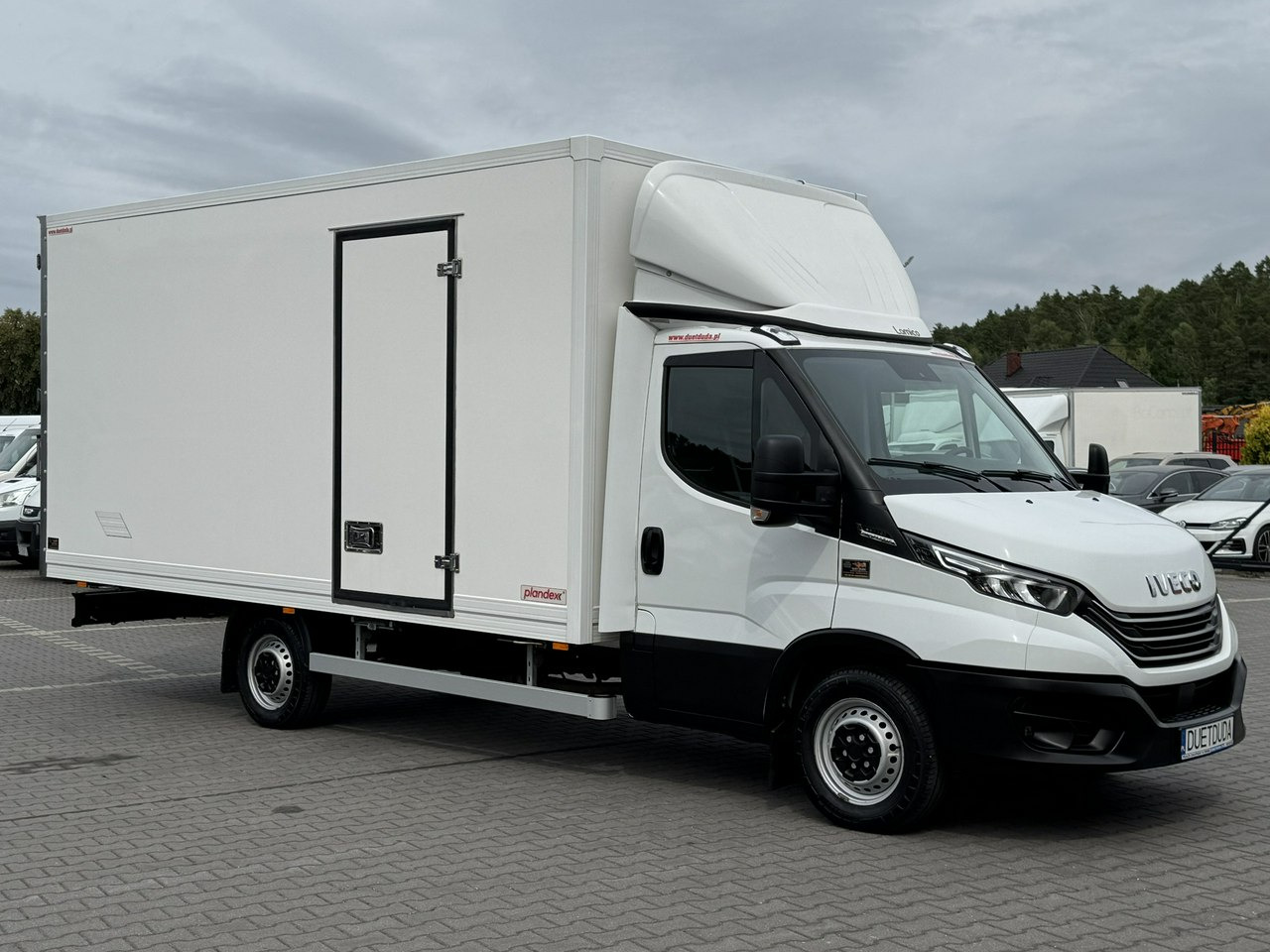Iveco Daily 35S18 H - Koffer Transporter: das Bild 1 Iveco Daily 35S18 H - Koffer Transporter: das Bild 1