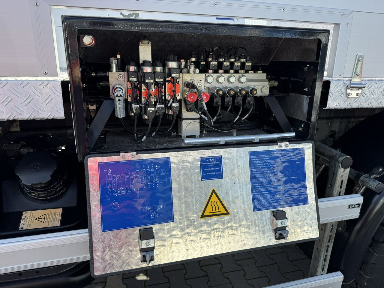 LKW mit Arbeitsbühne Mercedes Atego 818 E6 4x4 Zwyżka PALFINGER P250 BK Podnośnik Koszowy: das Bild 20