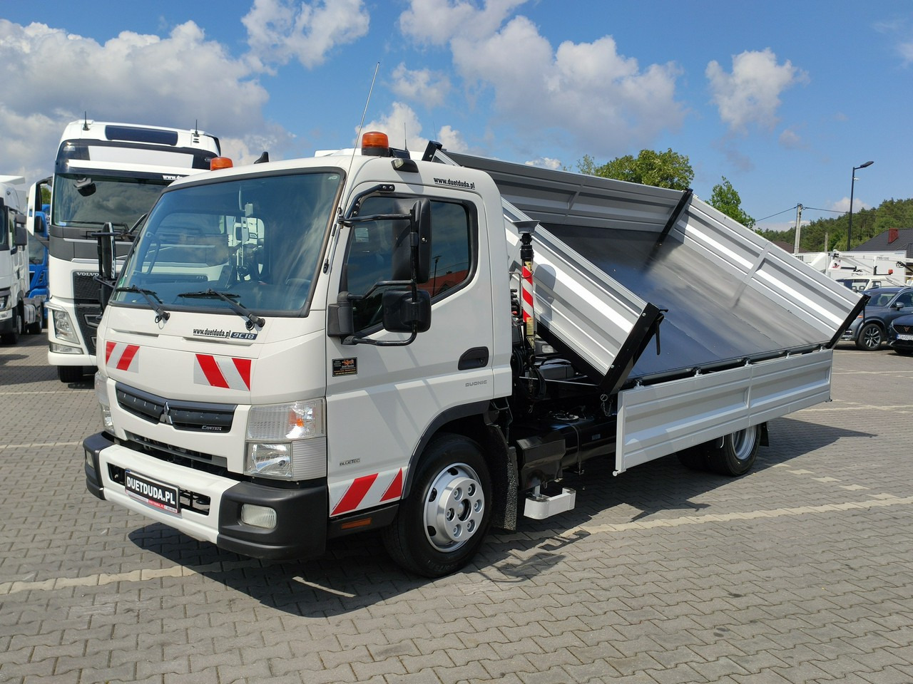 Mitsubishi Canter Fuso 9C18 3.0/180KM Automat, HDS FASSI F30 Wywrotka 3-str - Kipper, Autokran: das Bild 5 Mitsubishi Canter Fuso 9C18 3.0/180KM Automat, HDS FASSI F30 Wywrotka 3-str - Kipper, Autokran: das Bild 5