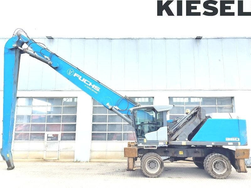 Umschlagbagger Fuchs MHL 360 F: das Bild 1