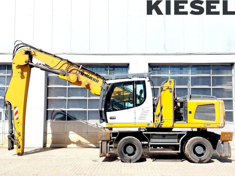 Liebherr LH 24 - Umschlagbagger: das Bild 1 Liebherr LH 24 - Umschlagbagger: das Bild 1