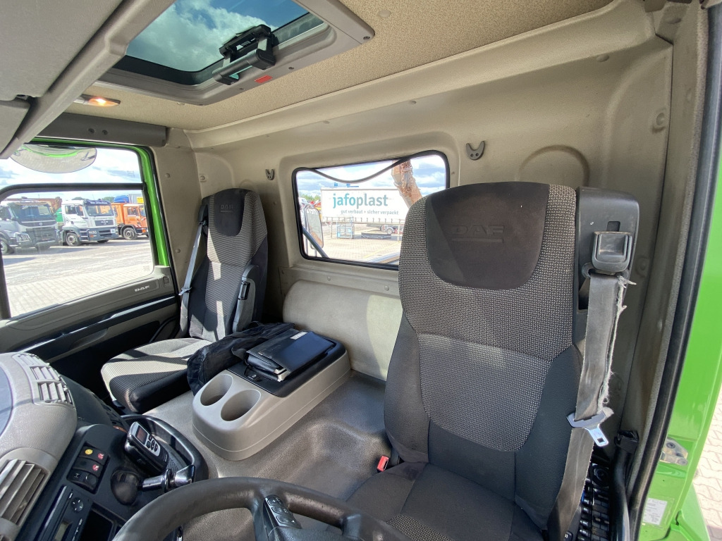 Absetzkipper DAF CF 85.360: das Bild 14