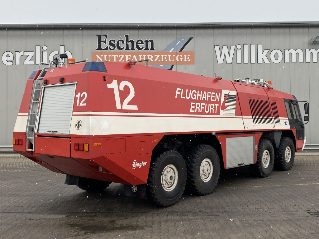 MAN 38.000 VFAEG 8x8 Flugfeldlöschfahrzeug - Feuerwehrfahrzeug, Luftfahrt-Bodengerät: das Bild 4 MAN 38.000 VFAEG 8x8 Flugfeldlöschfahrzeug - Feuerwehrfahrzeug, Luftfahrt-Bodengerät: das Bild 4