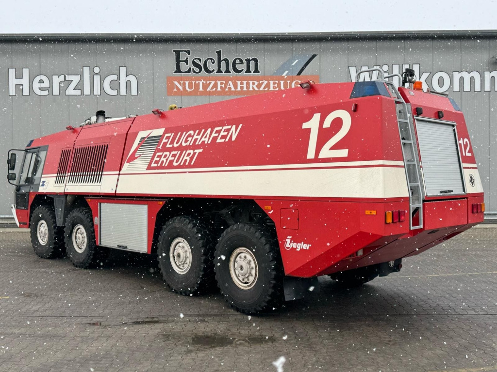 MAN 38.000 VFAEG 8x8 Flugfeldlöschfahrzeug - Feuerwehrfahrzeug, Luftfahrt-Bodengerät: das Bild 3 MAN 38.000 VFAEG 8x8 Flugfeldlöschfahrzeug - Feuerwehrfahrzeug, Luftfahrt-Bodengerät: das Bild 3