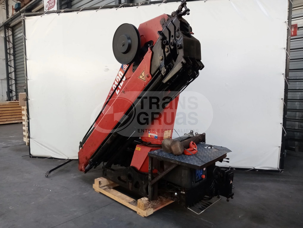 Grúa hidráulica HMF 2120 K RC - Ladekran: das Bild 3 Grúa hidráulica HMF 2120 K RC - Ladekran: das Bild 3