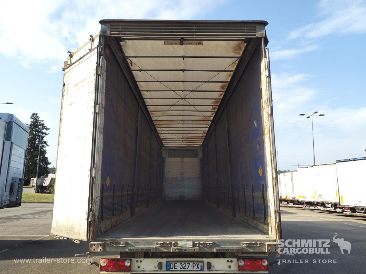SCHMITZ Curtainsider Mega - Planenauflieger: das Bild 5 SCHMITZ Curtainsider Mega - Planenauflieger: das Bild 5