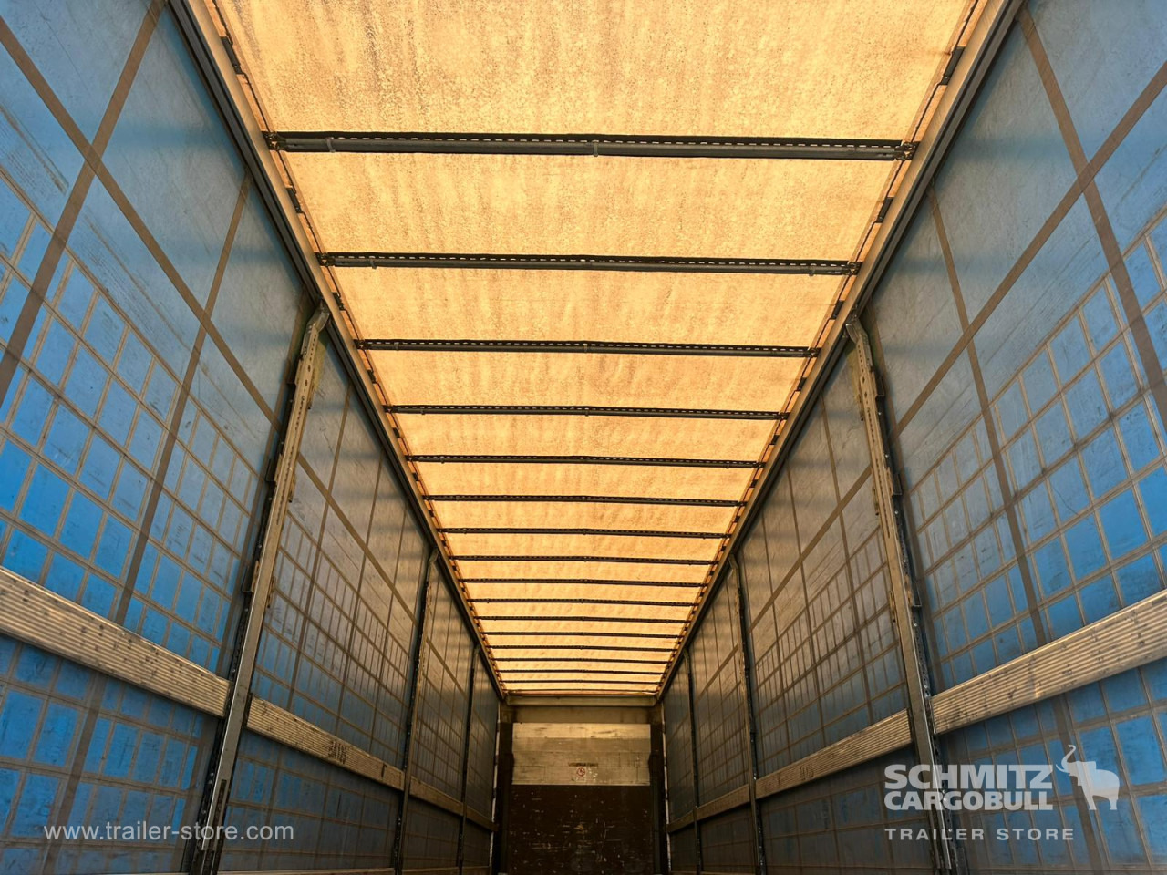 SCHMITZ Curtainsider Standard - Planenauflieger: das Bild 5 SCHMITZ Curtainsider Standard - Planenauflieger: das Bild 5