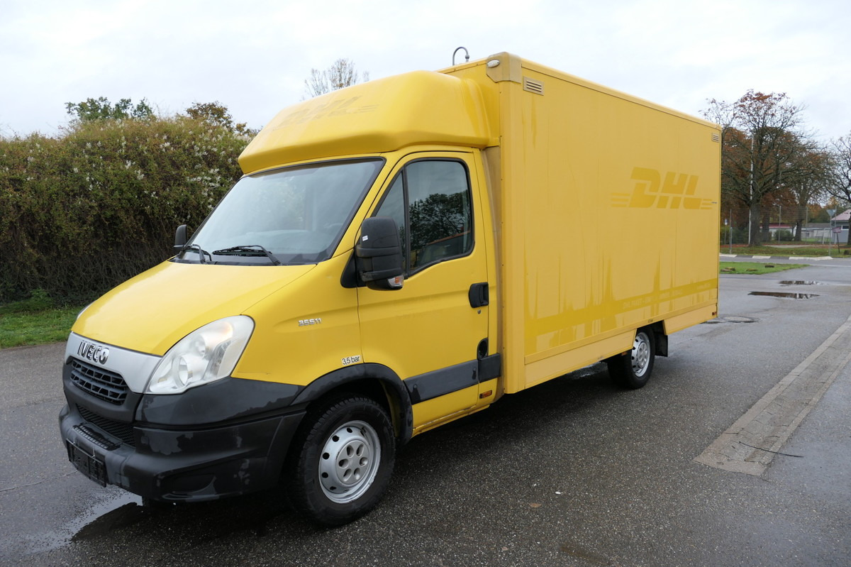 IVECO Daily 35 S11 C30C AUTOMATIK KAMERA MAXI KAMERA R - Koffer Transporter: das Bild 1 IVECO Daily 35 S11 C30C AUTOMATIK KAMERA MAXI KAMERA R - Koffer Transporter: das Bild 1