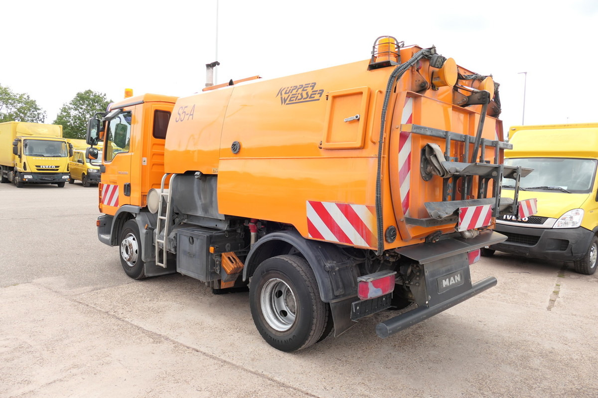MAN TGL 12.250 Küpper Weisser Kehrmaschine - Kehrmaschine: das Bild 3 MAN TGL 12.250 Küpper Weisser Kehrmaschine - Kehrmaschine: das Bild 3