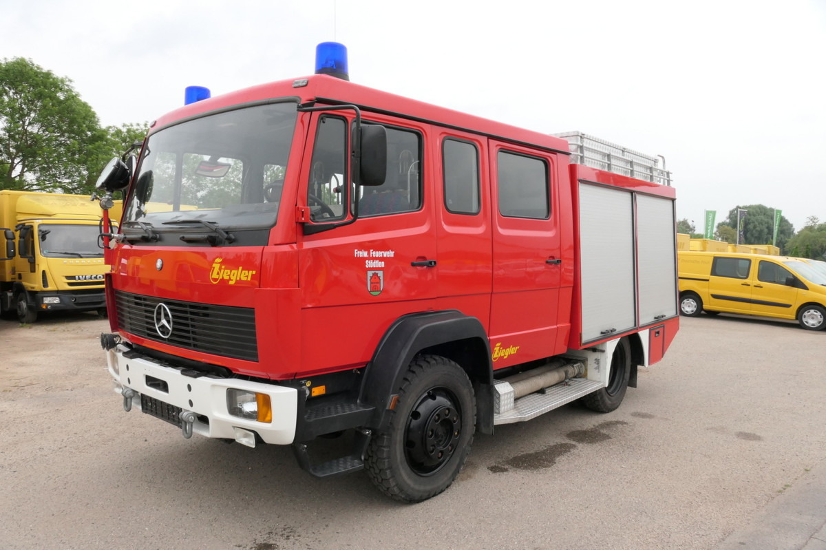 MERCEDES-BENZ 917 AF LF8/6 Feuerwehrfahrzeug - Feuerwehrfahrzeug: das Bild 2 MERCEDES-BENZ 917 AF LF8/6 Feuerwehrfahrzeug - Feuerwehrfahrzeug: das Bild 2