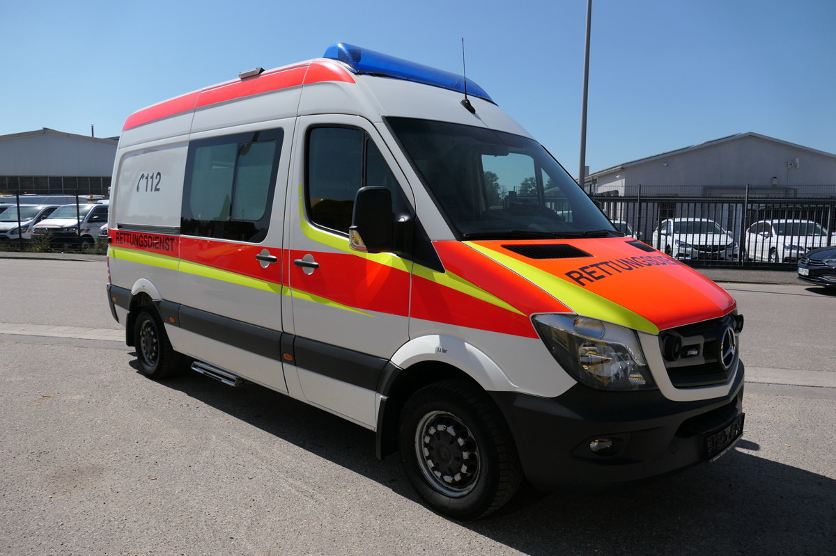 MERCEDES-BENZ Sprinter 316 CDI Klima Rettungswagen - Krankenwagen: das Bild 1 MERCEDES-BENZ Sprinter 316 CDI Klima Rettungswagen - Krankenwagen: das Bild 1