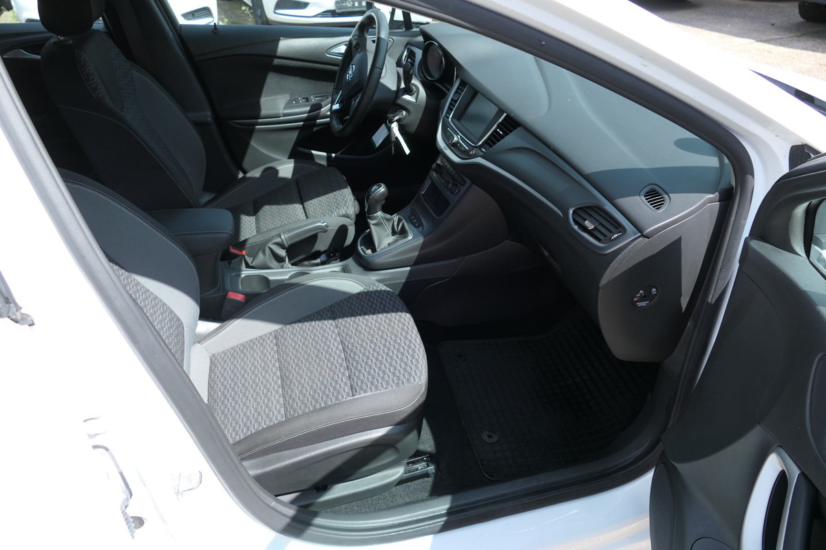 OPEL Astra Sports Tourer 1.5 CDTI KLIMA - Kombi: das Bild 5 OPEL Astra Sports Tourer 1.5 CDTI KLIMA - Kombi: das Bild 5